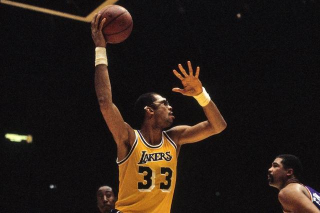 不妨先盯住 不妨先盯住